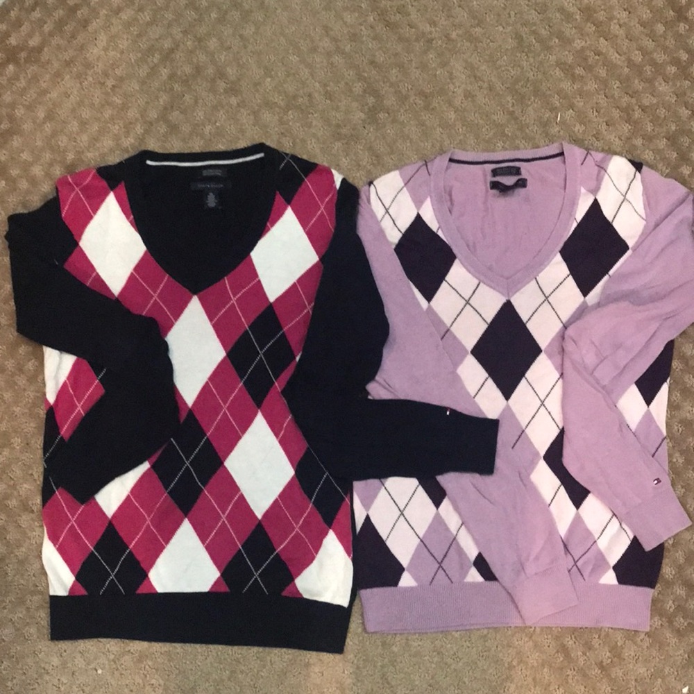 Bundle of Two Tommy Hilfiger argyle v-neck sweater